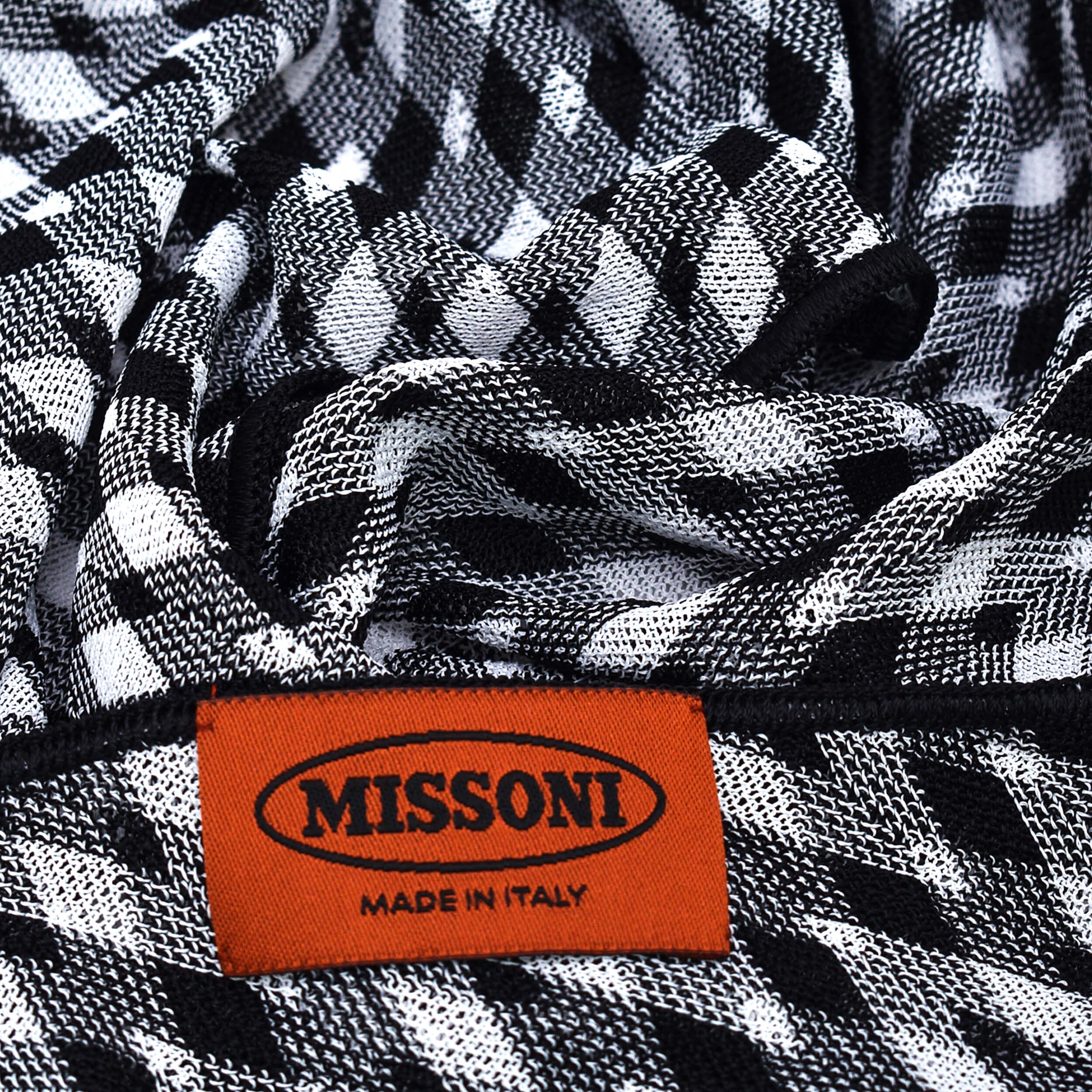 Missoni - Black&White Knitted Quilted Fringee Shawl